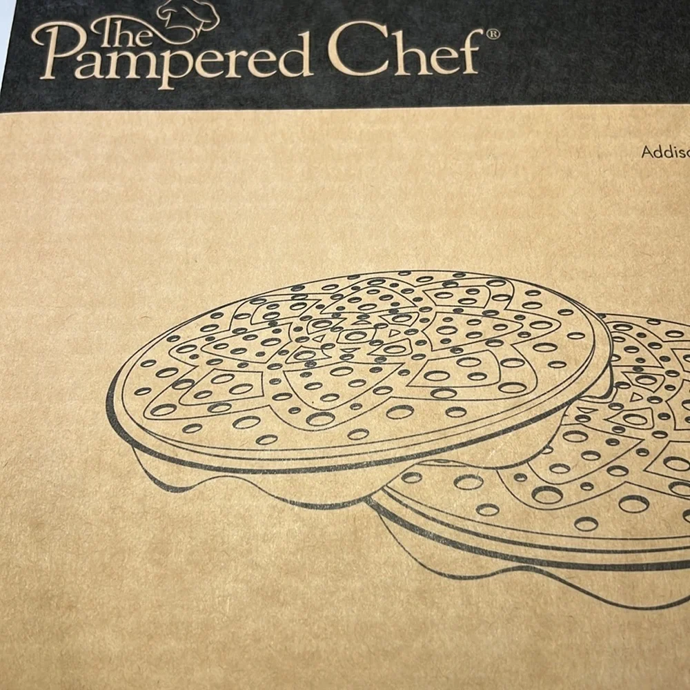 The Pampered Chef microwave chip maker.